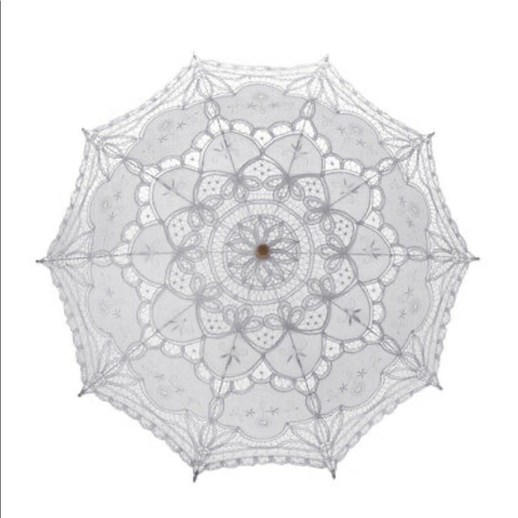 Host Pick! 🎉 Beautiful Brand New Batten Lace Parasols 🌂☂️ - Picture 4 of 16